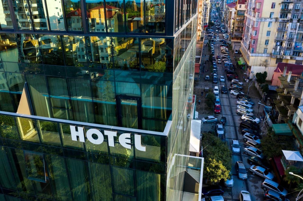 Hotel Green Glass Batumi Eksteriør billede