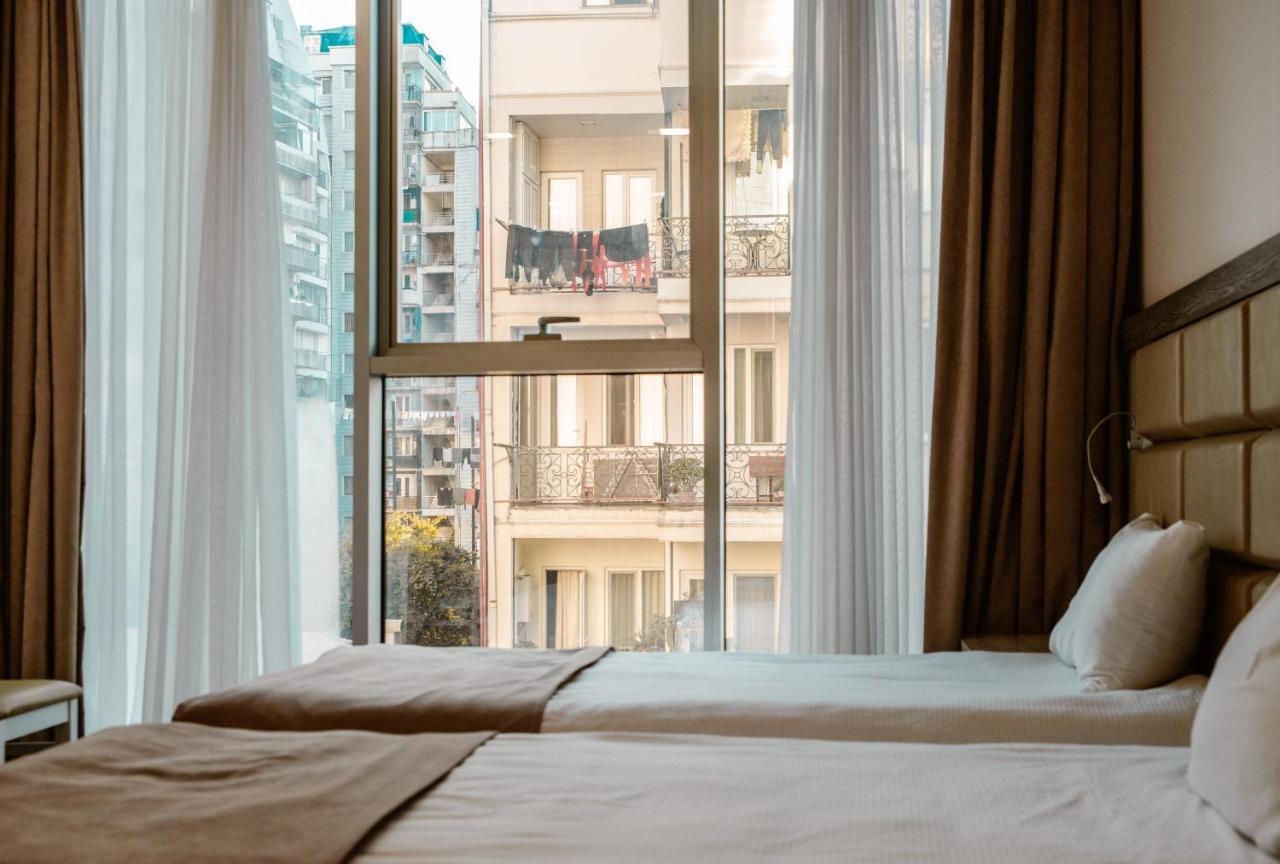 Hotel Green Glass Batumi Eksteriør billede